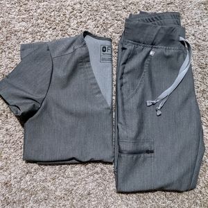 Figs Scrubs Graphite Set